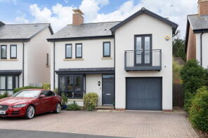8, Wheat Grove, Cheltenham GL52 3LA