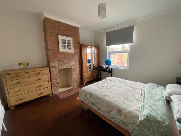 Bedroom One.jpg