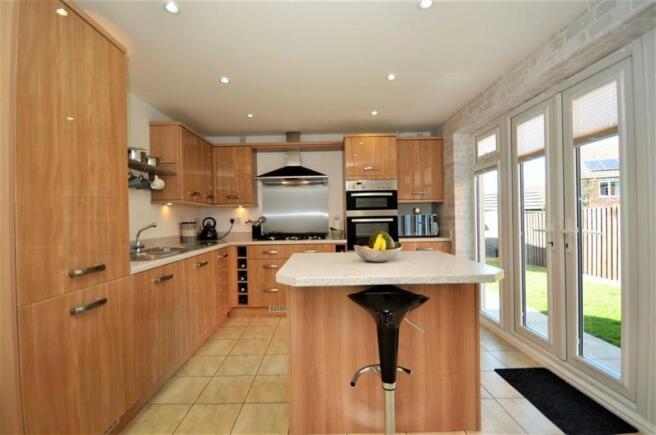BREAKFAST KITCHEN