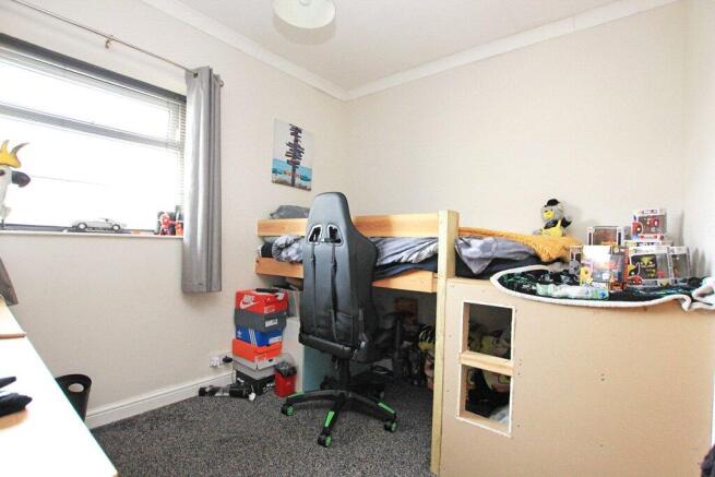 3 bed Semi-Detached for sale Image 10