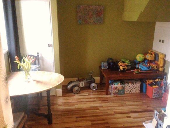 Photo 19