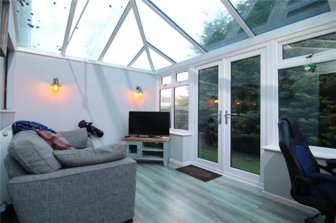 3 bed Semi-Detached for sale Image 6