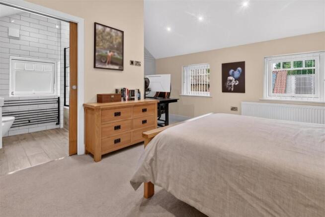 2 bed Barn Conversion for sale Image 8