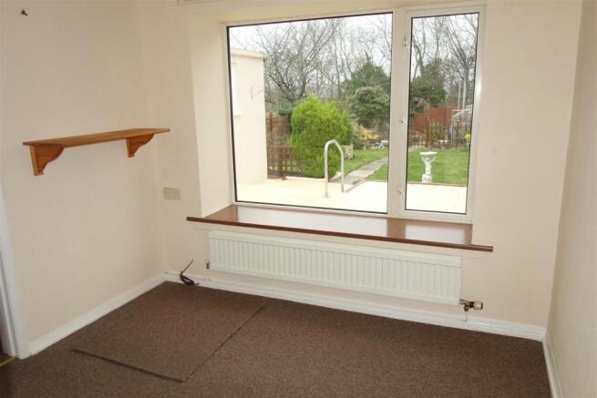 dining room.JPG