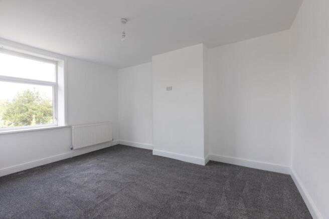 2 bed Terraced for sale Image 6