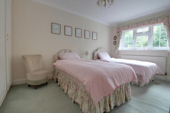 2 bed Apartment for sale Image 9