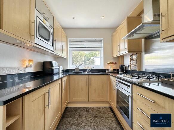 3 bed Detached for sale Image 4