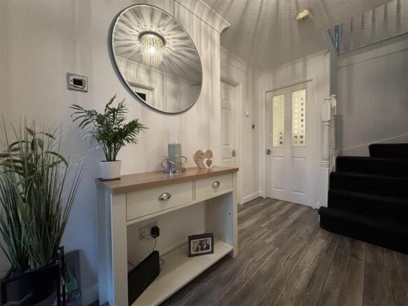 ENTRANCE HALLWAY