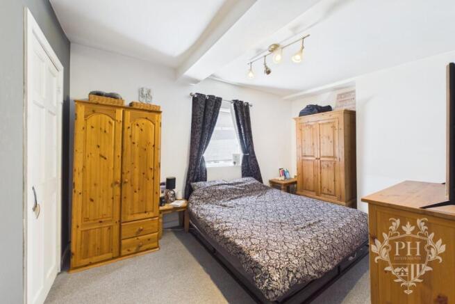 2 bed Terraced for sale Image 8