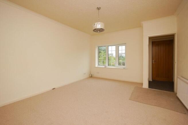 Open Plan Living Room / Kitchen