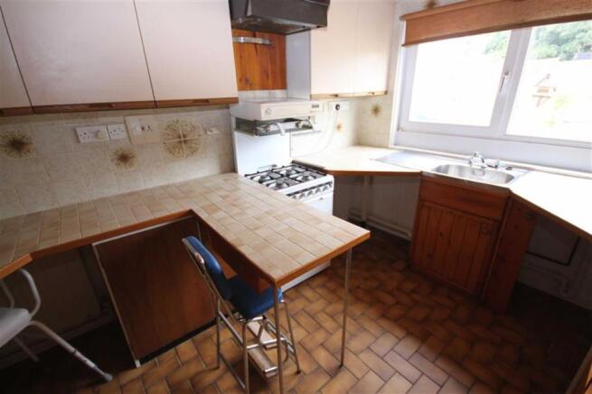 KITCHEN/BREAKFAST RO