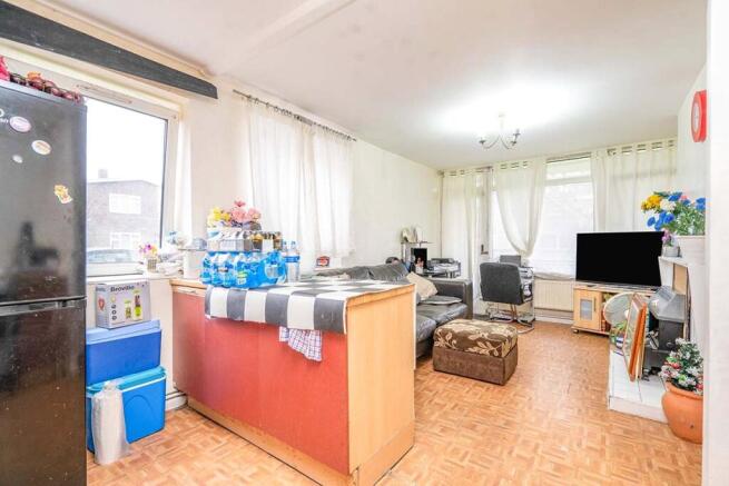 Living Room / Kitche