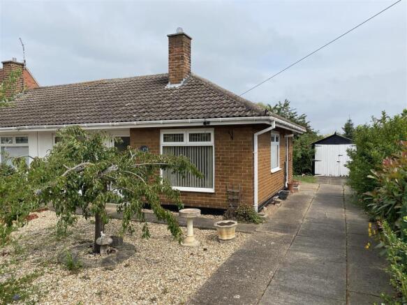 Frone Aspect & Driveway
