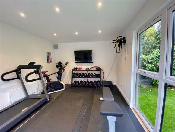 Outdoor Office/Gym