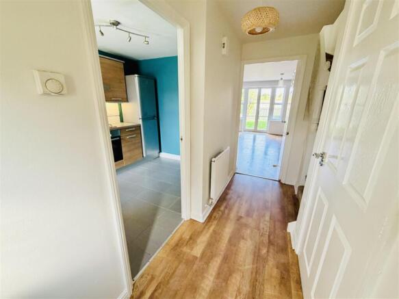 3 bed Terraced for sale Image 4