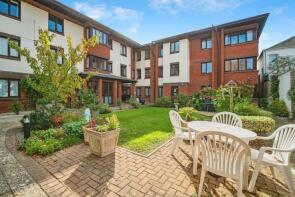 Flat 17, 11 Nightingale Court, Victoria Street, Weymouth DT4 7HA