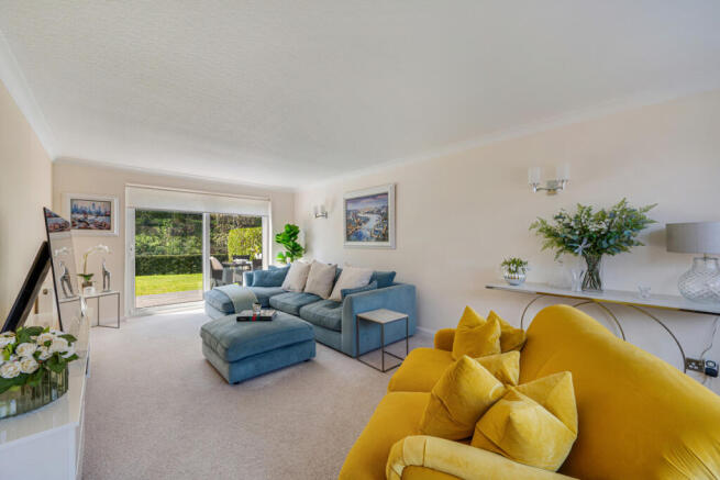 4 bed Detached for sale Image 4