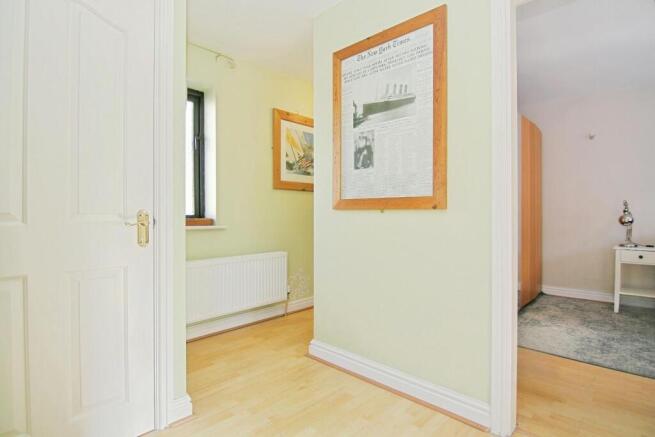 1 bed Coach House for sale Image 6