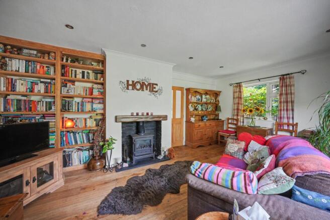 2 bed Detached Bungalow for sale Image 8
