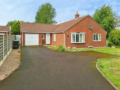 Main Road, New Bolingbroke, Boston