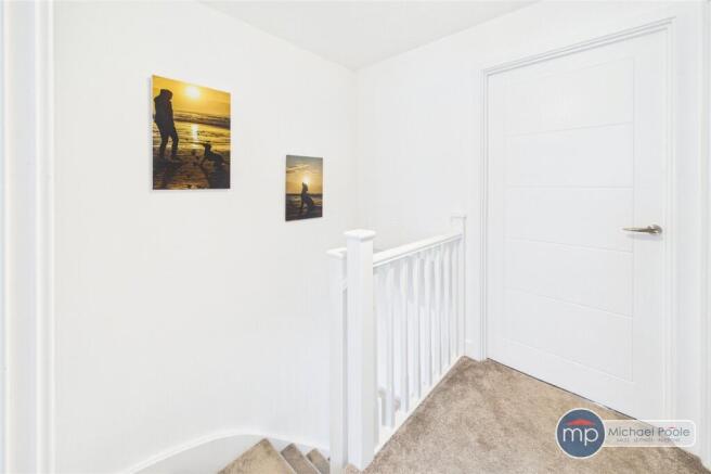 2 bed Semi-Detached for sale Image 9
