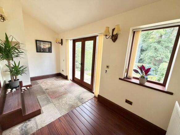 2 bed Detached for sale Image 10