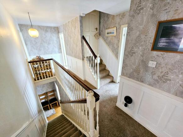 4 bed Terraced for sale Image 7