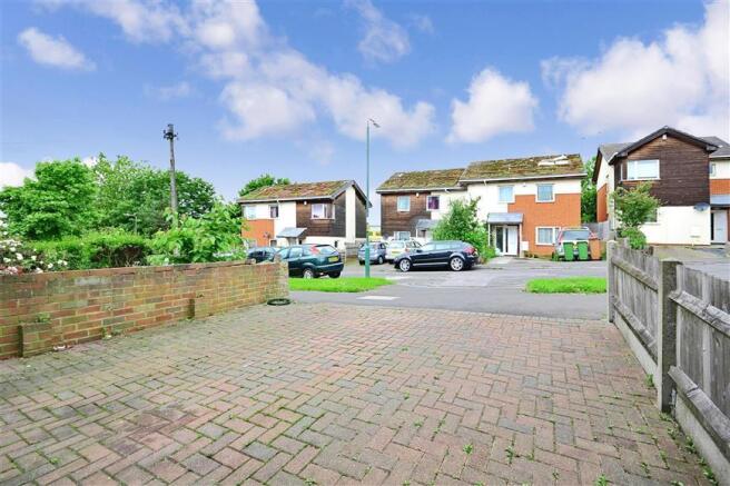 Driveway/Parking