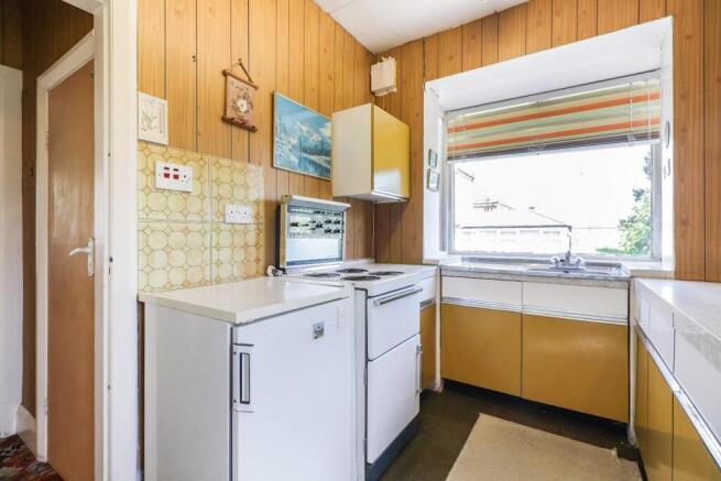 3 bed Semi-Detached for sale Image 6