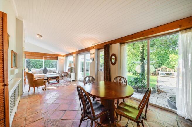 EweMove Harrogate Garden Room