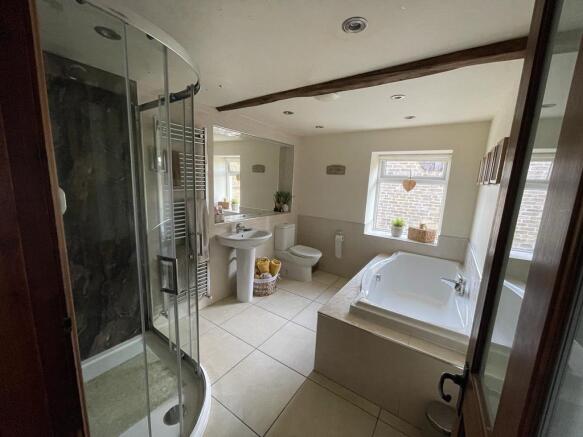 3 bed Cottage to rent Image 12