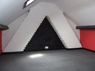 LOFT ROOM