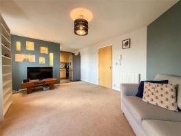 15, Redgrave Close, St James Village, Gateshead NE8 3JD