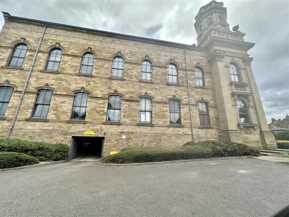 Bramleys Estate Agents - Independent Chapel - Heck