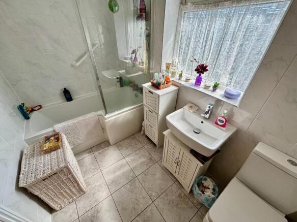 Photo 12