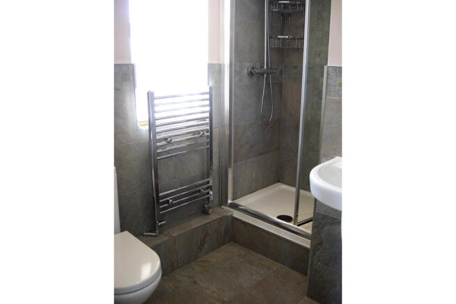 3 bed Detached to rent Image 8