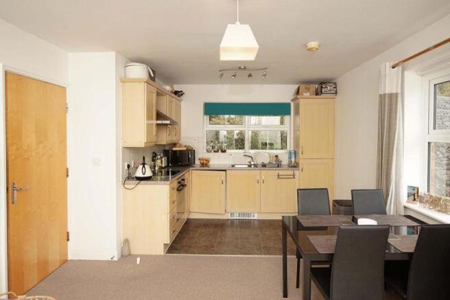 Lounge/Kitchen