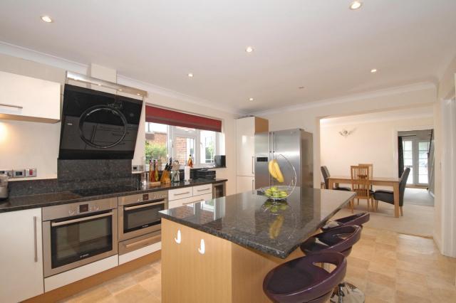 Kitchen / Breakfast Room