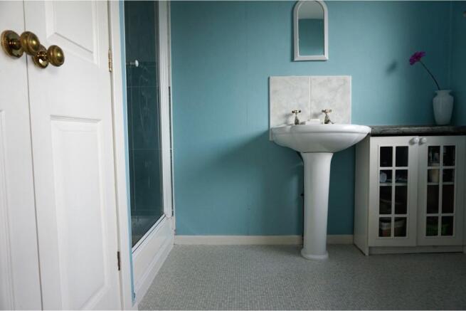 Master En-suite