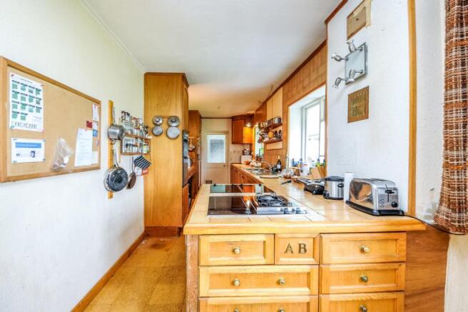 Kitchen / Breakfast Room