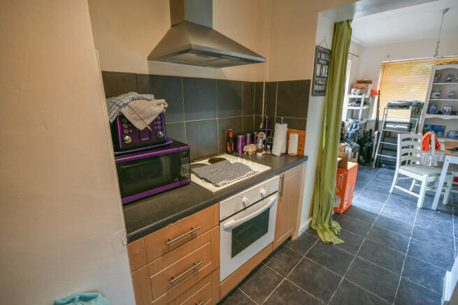 2 bed Semi-Detached for sale Image 7