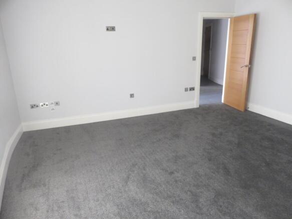 2 bed Apartment for sale Image 8