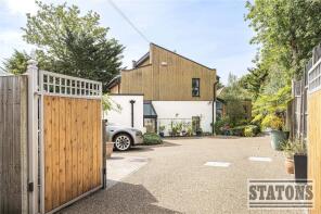 42, Loring Road, Whetstone, London N20 0UH