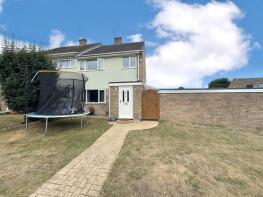 60, Bartons Drive, Yateley GU46 6DP