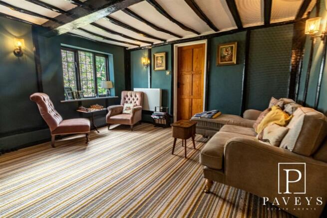 SITTING ROOM