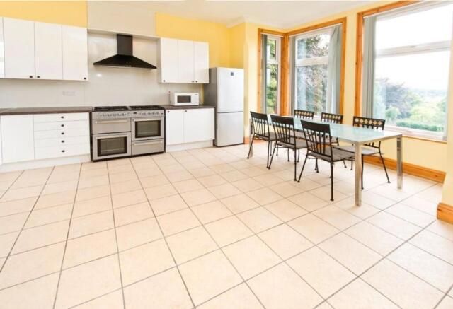 Open Plan Kitchen/Living Area