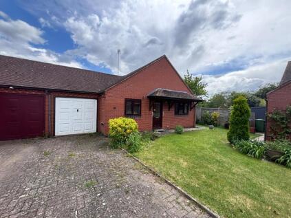 Woodward Court, Snitterfield, Stratford-upon-Avon