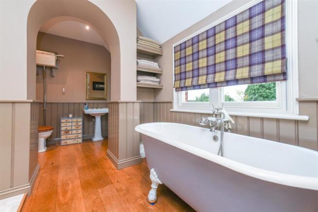 bath2.jpg