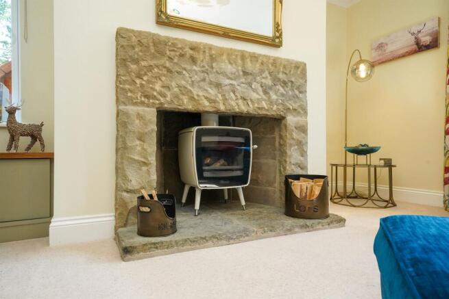 4 bed Detached for sale Image 7