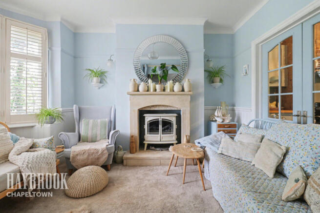 3 bed Semi-Detached for sale Image 4